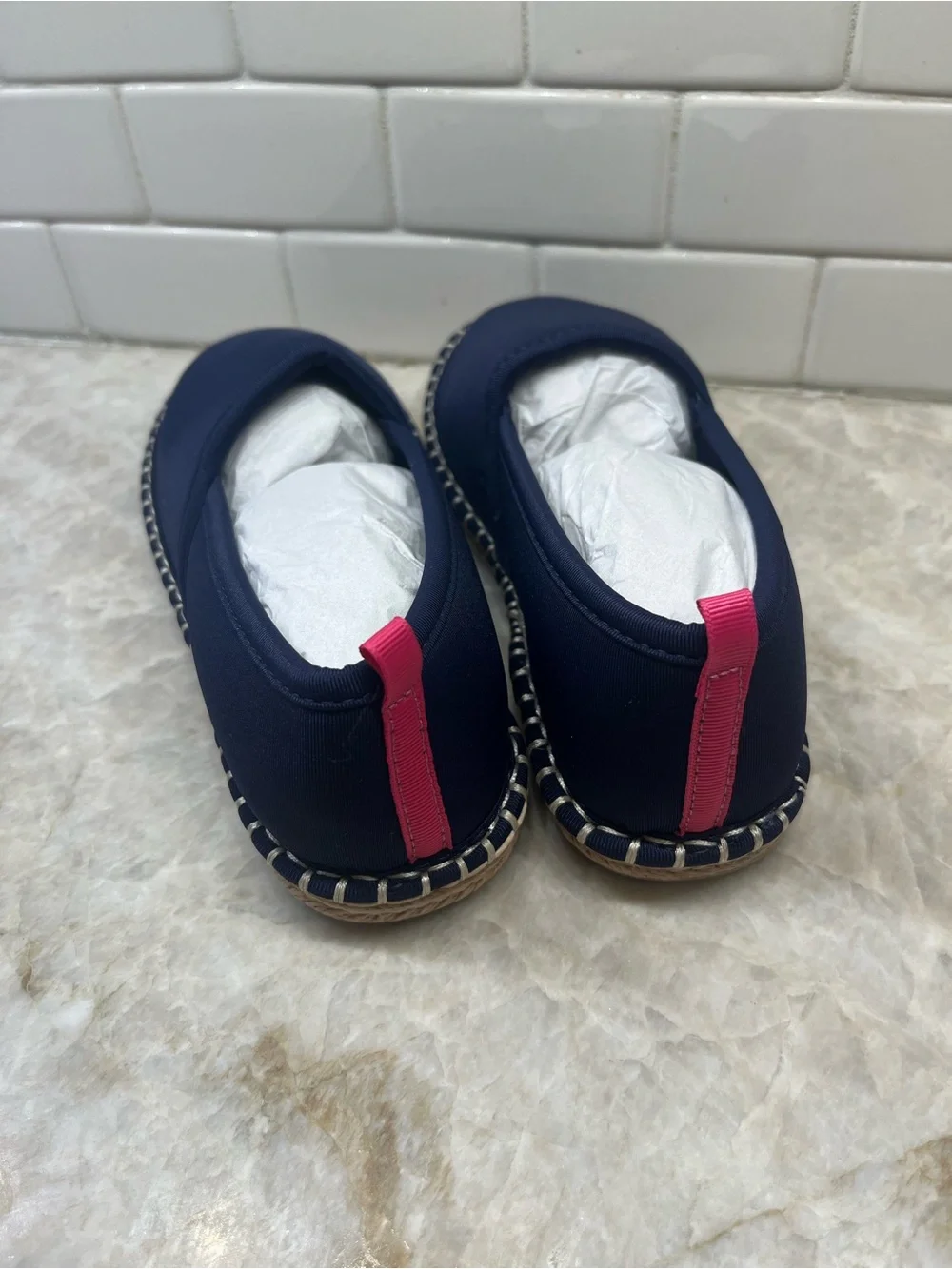 New Kids Lands End Water Shoes Size 4